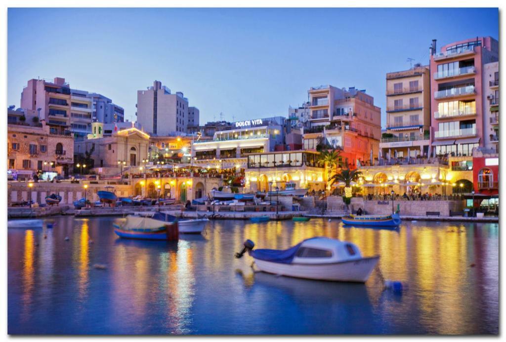 Magical Rooftop Penthouse Sliema Exteriör bild
