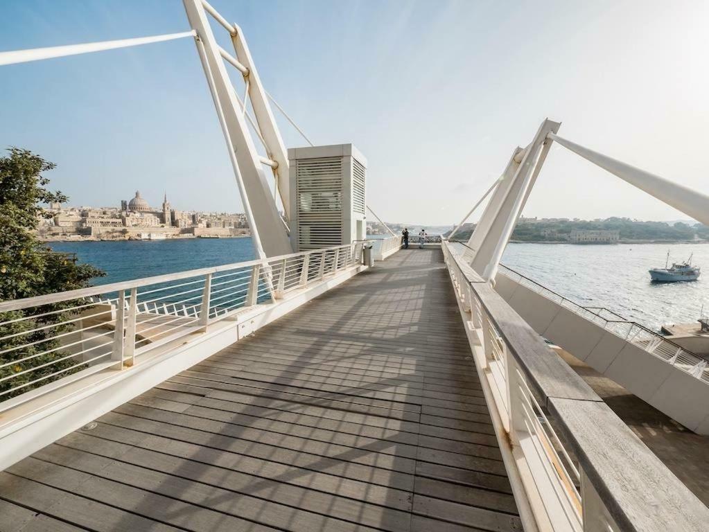 Magical Rooftop Penthouse Sliema Exteriör bild