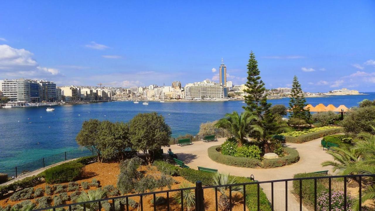 Magical Rooftop Penthouse Sliema Exteriör bild